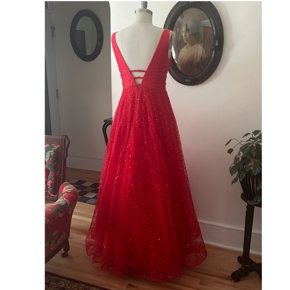 Ellie Wilde Mon Cheri Beaded Sequinned Prom - Picture 6 of 7